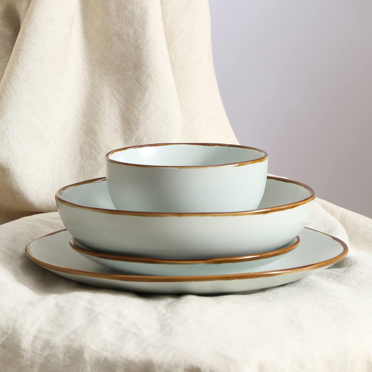Stone Lain, Stoneware, Service for 4, Light Green, Plates and Bowls Sets, Dinnerware Set with 4 Dinner - & 4 Salad Plates, 4 Pasta - & 4 Round Bowls, Dishwasher & Microwave Safe, 16-Piece