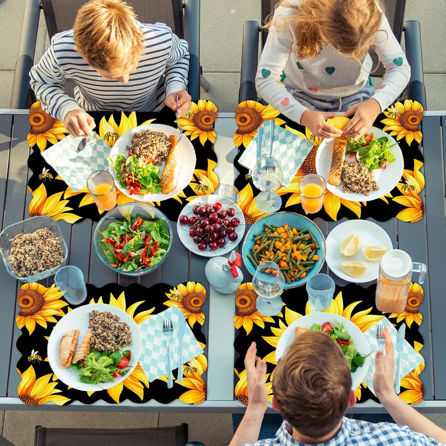 Sunflower Placemats Set of 6 Summer Plastic Table Mats Summer Floral Place Mats Washable Vinyl Seasonal Spring Sunflower Table Decoration for Indoor Outdoor Party Kitchen Dining