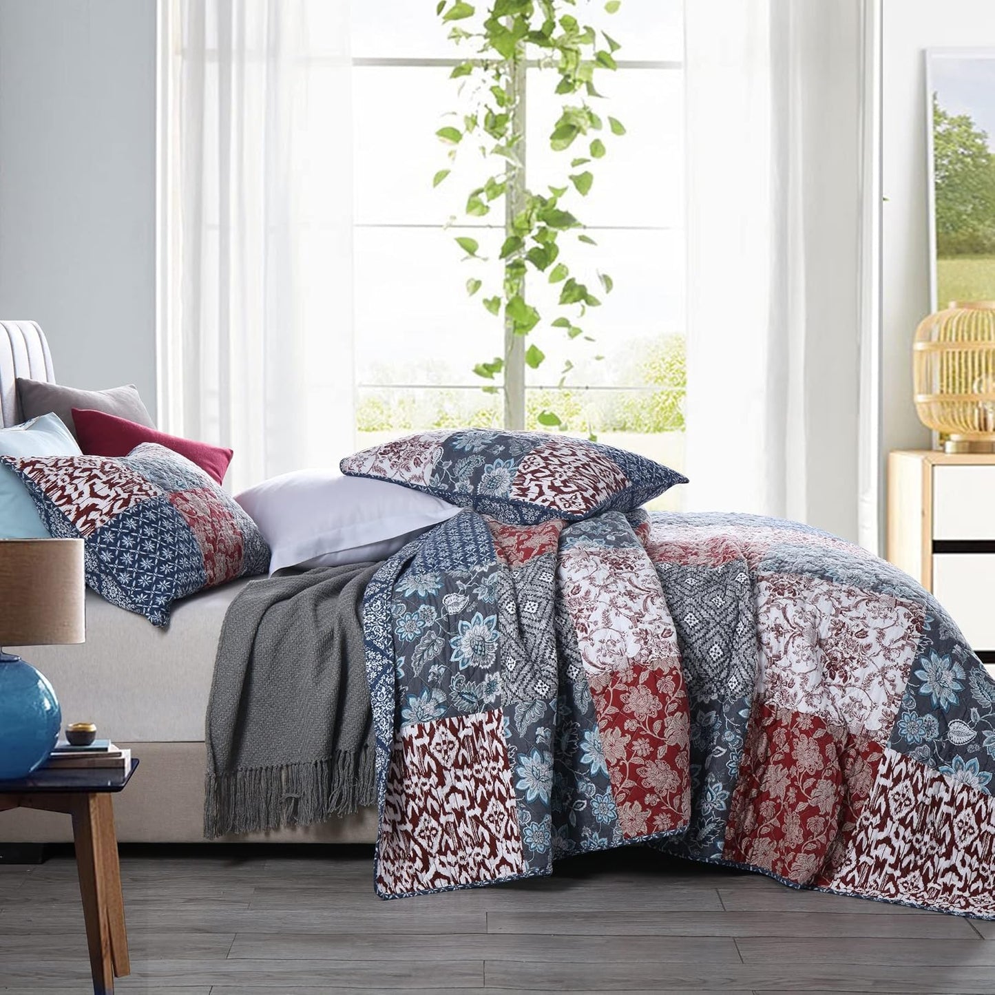Yvooxny Quilts Queen Size 3-Piece Quilt Set Real Patchwork Bedspread Coverlet Set Quilted Bedding Set with Pillowcases for All Seasons, Farmhouse Bohemian Style