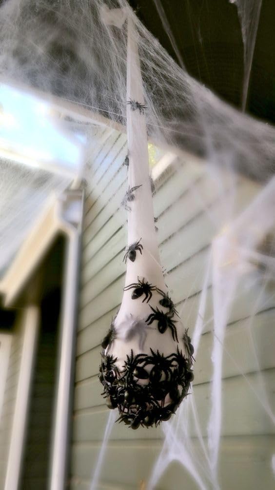 70 Pcs Halloween Spider Decorations Indoor, 4 Sizes 3D Plastic Spider Stickers Halloween Party Supplies Decorations for Home Wall Stickers Decor - Indoor Outdoor Room Window Décor