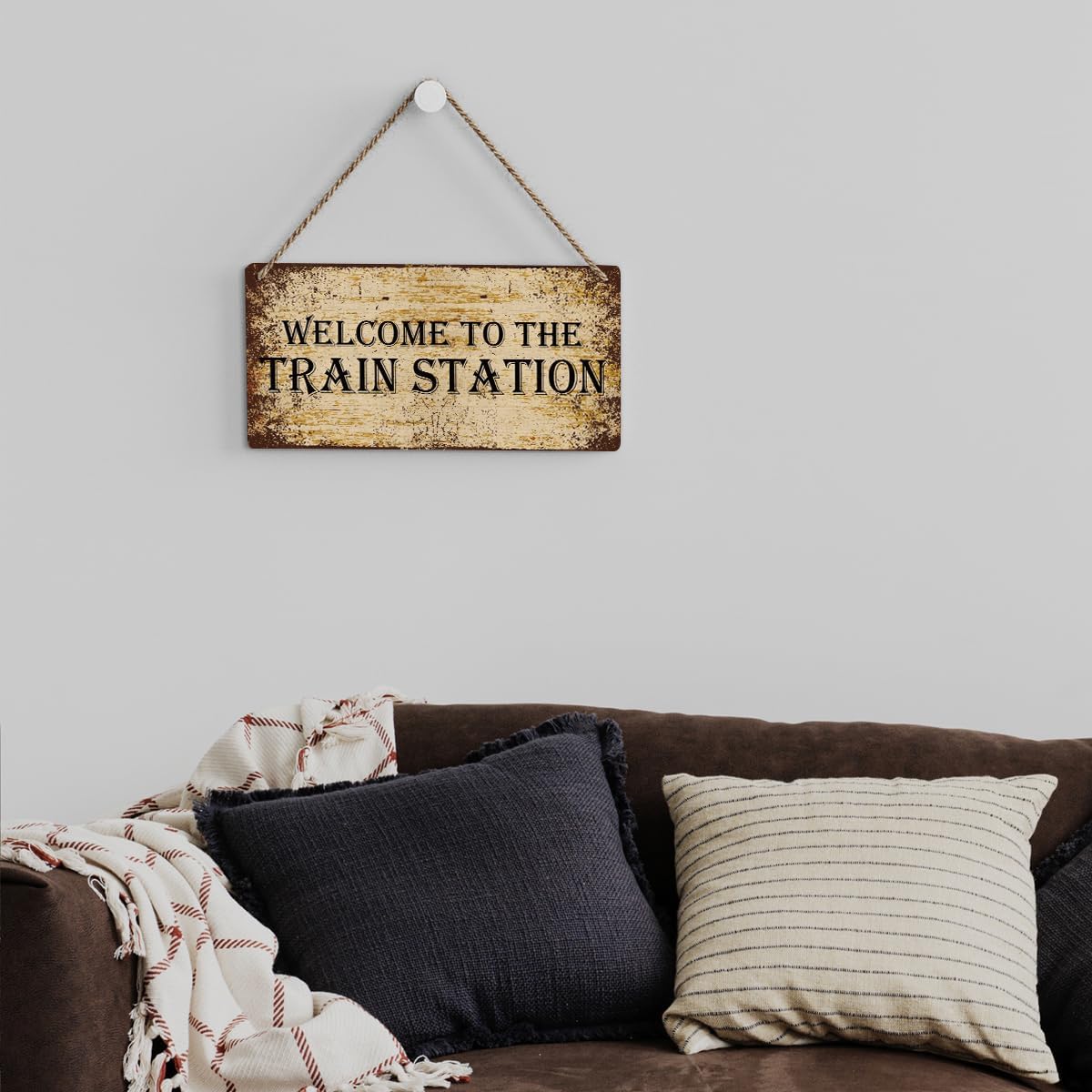 SENJIAN Rustic Train Station Wood Decor Sign, Retro Welcome to the Train Station Printed Wood Sign Wall Art, Hanging Door Sign, Decorative Wood Sign Home Decor 12" x 6"