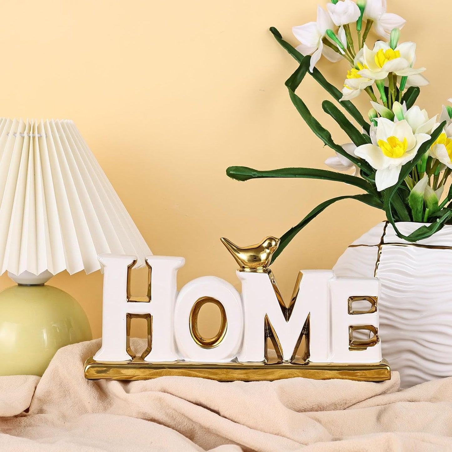 XMGZQ White and Gold Decor for Living Room Bedroom Bookshelf Coffe Table, Home Sign Aesthetic Statues Boho Wedding Accents Decorations, Knick Knacks Home Decor for Shelves,Living Room,Bedroom,Desktop