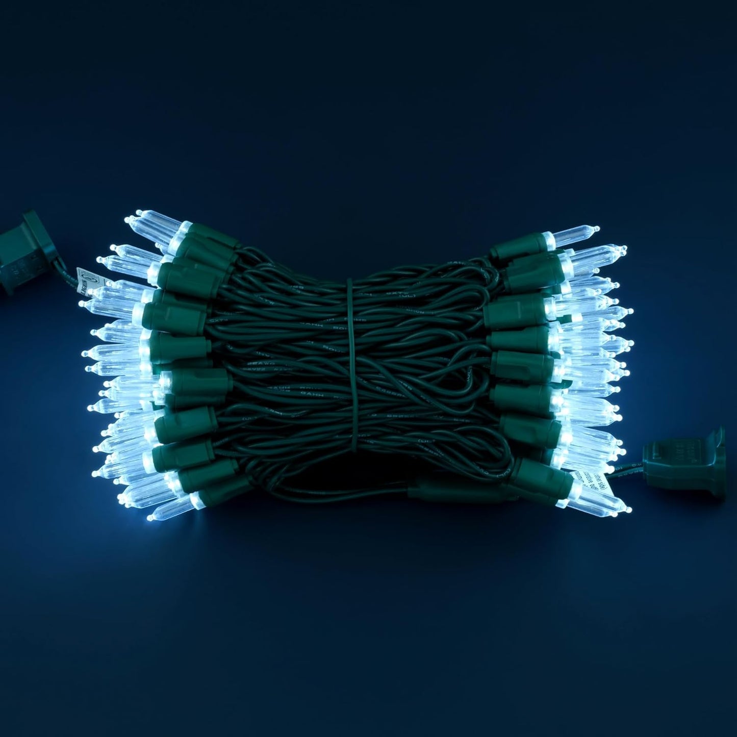 100 Cool White One-Piece LED Christmas Lights, 33 ft Green Cord High Waterproof UL Certified T5 Outdoor String Lights (Cool White)