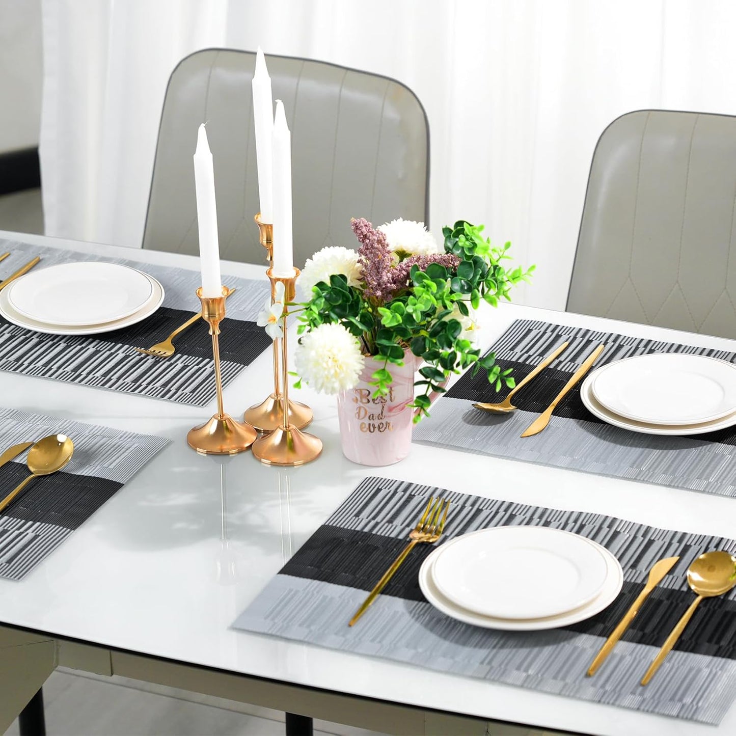 Placemats Set of 8，Non-Slip PVC Weave Table Mats Easy to Clean，Heat Resistant Place Mats for Kitchen Dining Table Decoration Indoor Outdoor，Black Gray