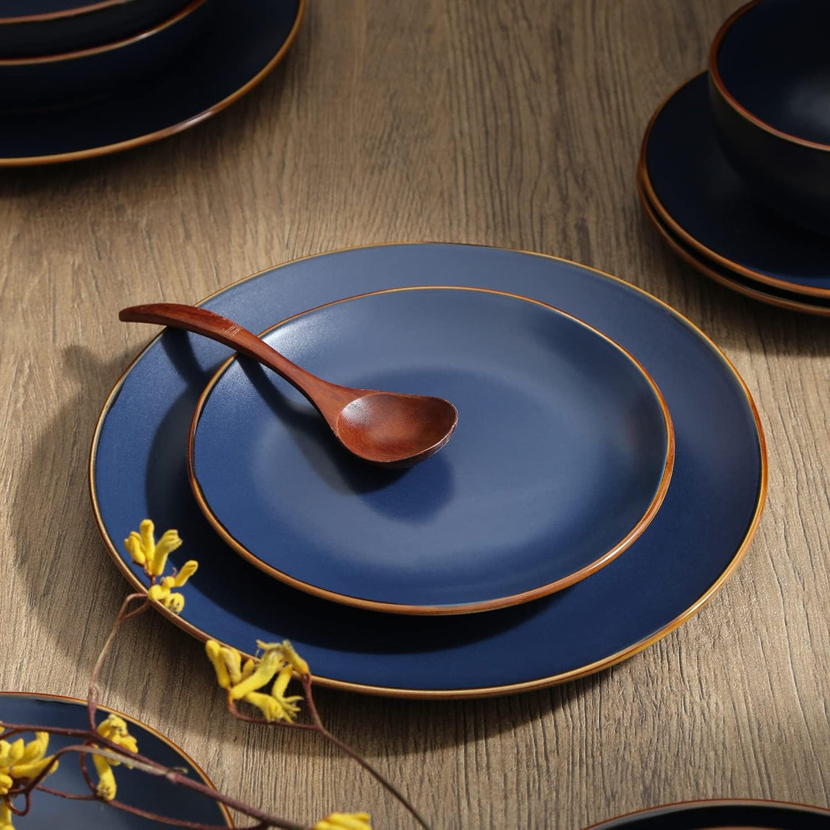 Stone Lain Brasa Modern Stoneware 32 Piece Dinnerware Sets, Plates and bowls Sets, Dish Set for 8, Blue