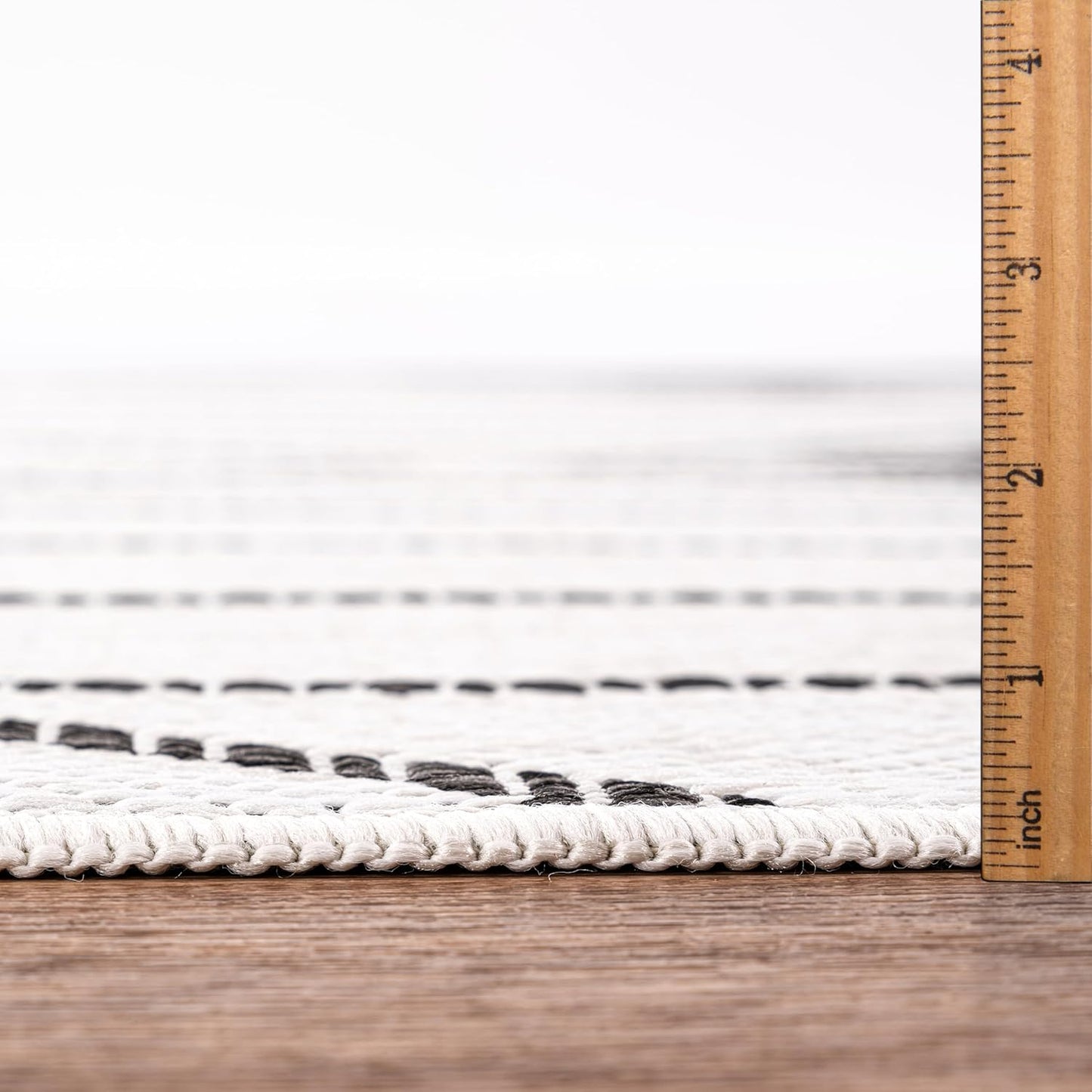 Keen Home Design Terrace Outdoor Runner Rug - 2x8 Washable Indoor/Outdoor Rug for Patio, Kitchen, Balcony, Beach, Garden, Deck and Porch, Size: 2'2"x7'7"