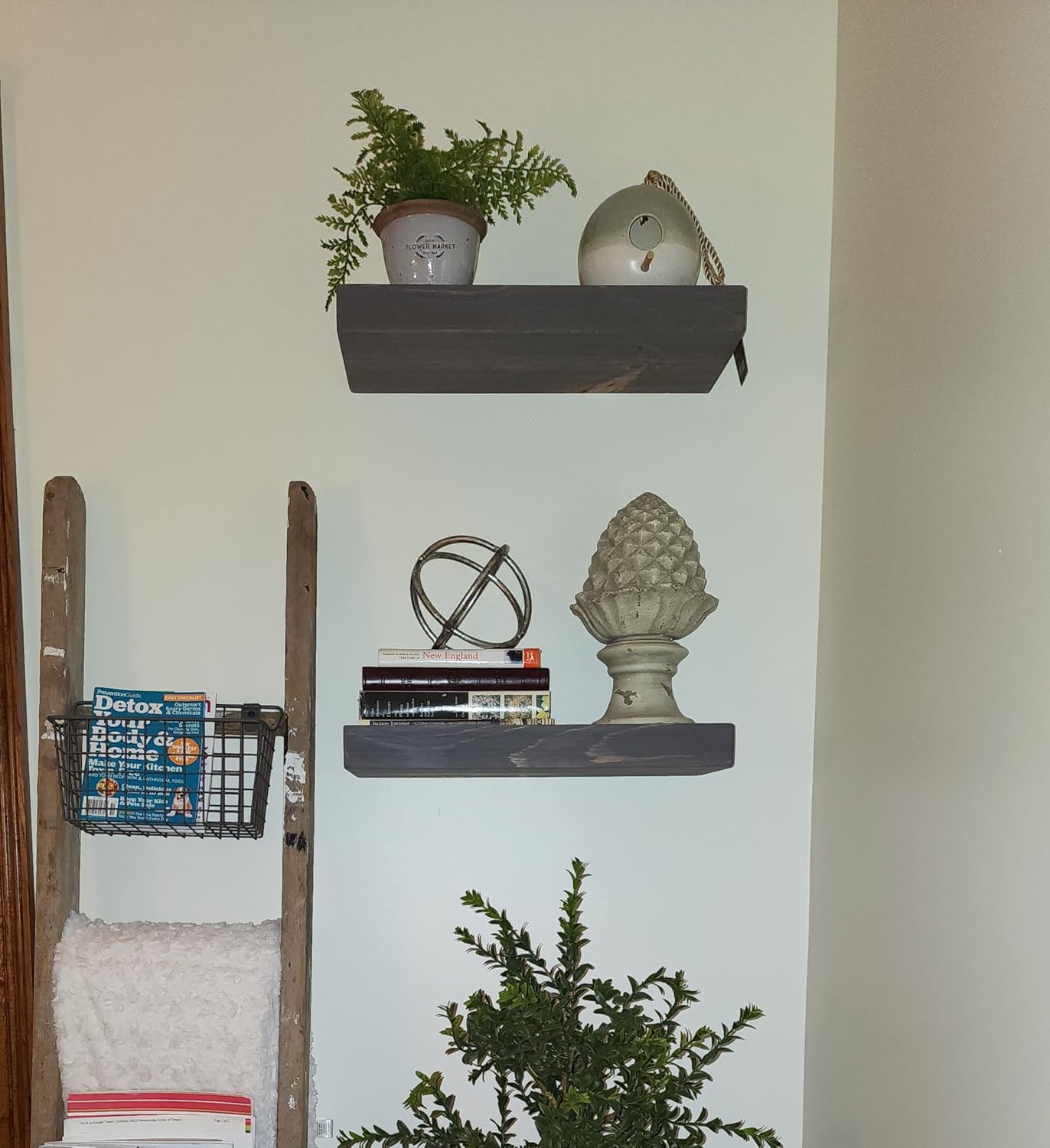 Joel's Antiques - 18 Inch Wooden Floating Shelves for Wall - 18x8x2 in - Made of Natural Wood - Short Heavy Duty Rustic Wall Shelves for Bedroom - Perfect for Living Room, Kitchen - Grey