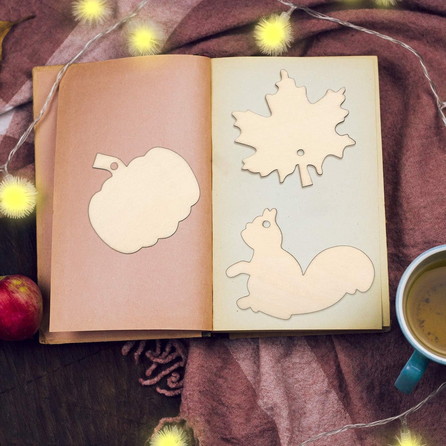 60 Pieces Fall Thanksgiving Unfinished Wooden Ornaments Maple Leaves Pumpkin Wood Cutout Squirrel Acorn Blank Wooden Ornament for Thanksgiving Party DIY Decor Supplies, 6 Styles