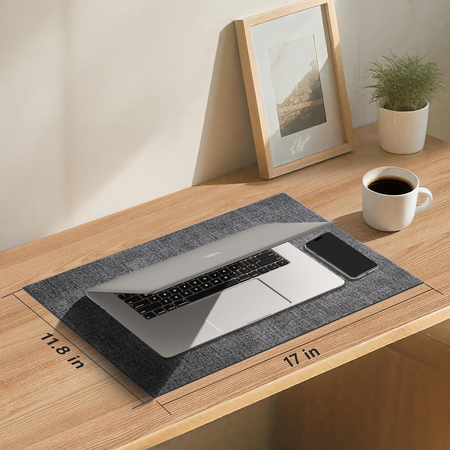 DOLOPL Placemats Set of 8, Reversible Wipeable & Heat Resistant Place Mats, Modern Faux Leather Table Mats for Kitchen, Neutral Waterproof Tablemats for Dining Table Decor, Wedding, Party(Charcoal)