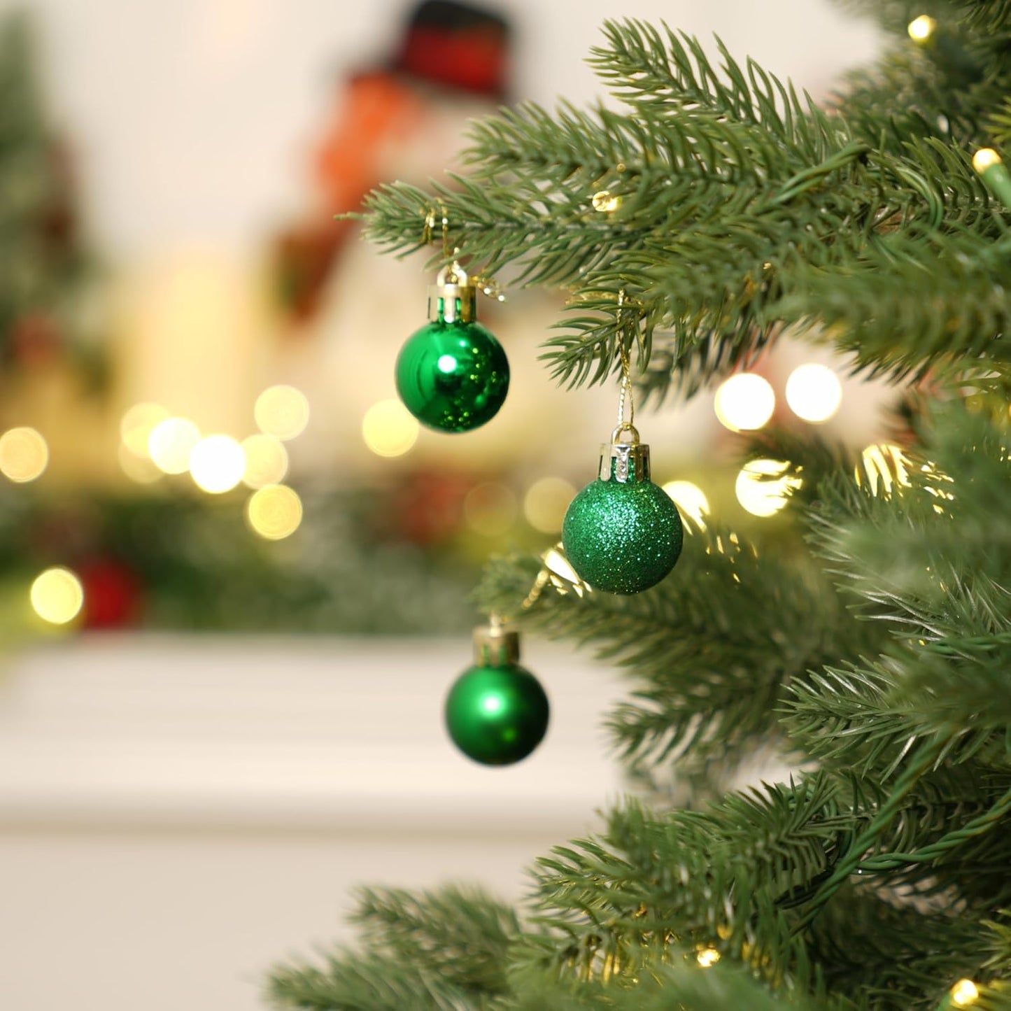 XmasExp 24ct Mini Christmas Ball Ornaments Shatterproof Christmas Ornaments Set Decorations for Xmas Tree Balls 30mm/1.18" (Green)