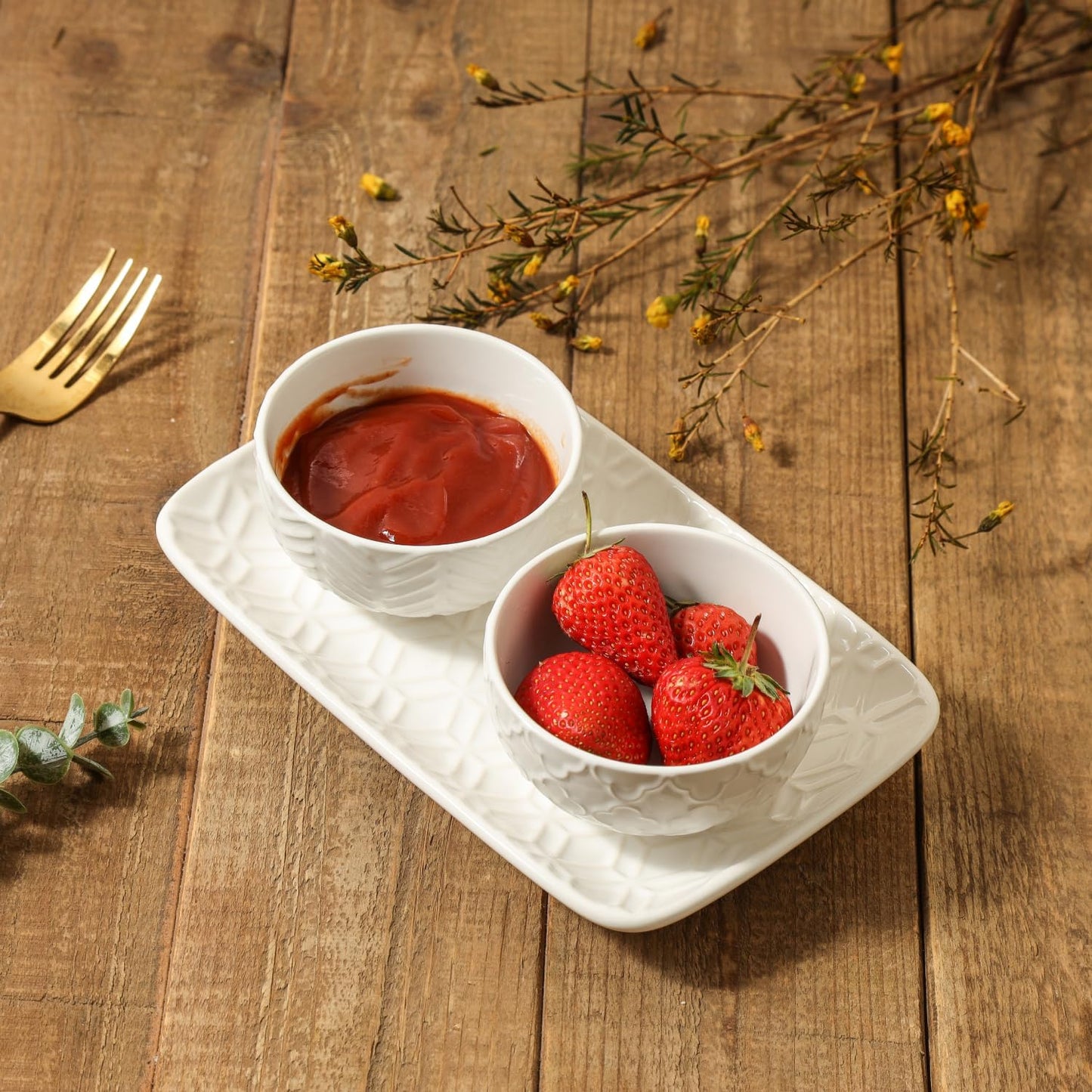 Sureasy Mini Ceramic Dipping Bowls – 4 oz, 3.5 Inch Small Bowls for Sauces & Side Dishes, Microwave & Dishwasher Safe, Set of 4, White