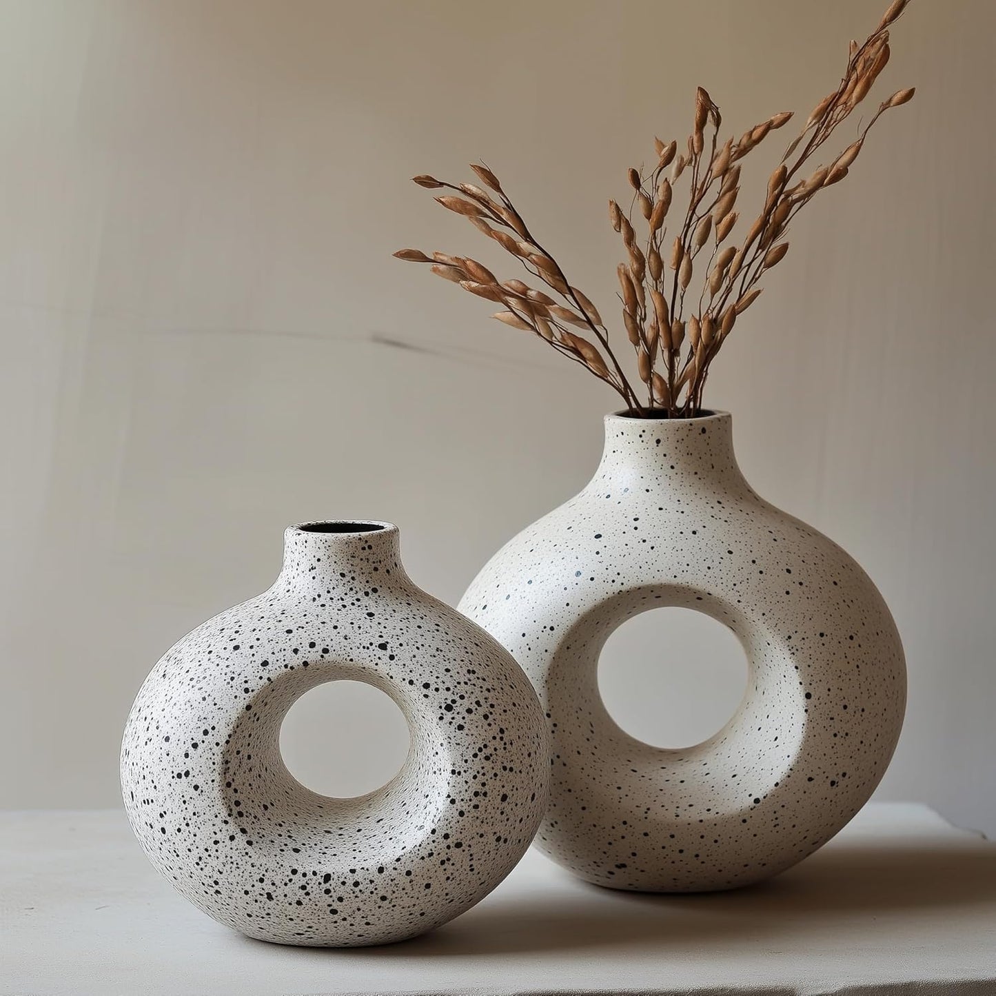 NOBULA Ceramic Bagel Vases C6 – Thoughtful for Mom – Elegant Set of 2 for Living Room, Bedroom or Table – Modern Home Decor She’ll Love – Perfect for Flowers & Plants