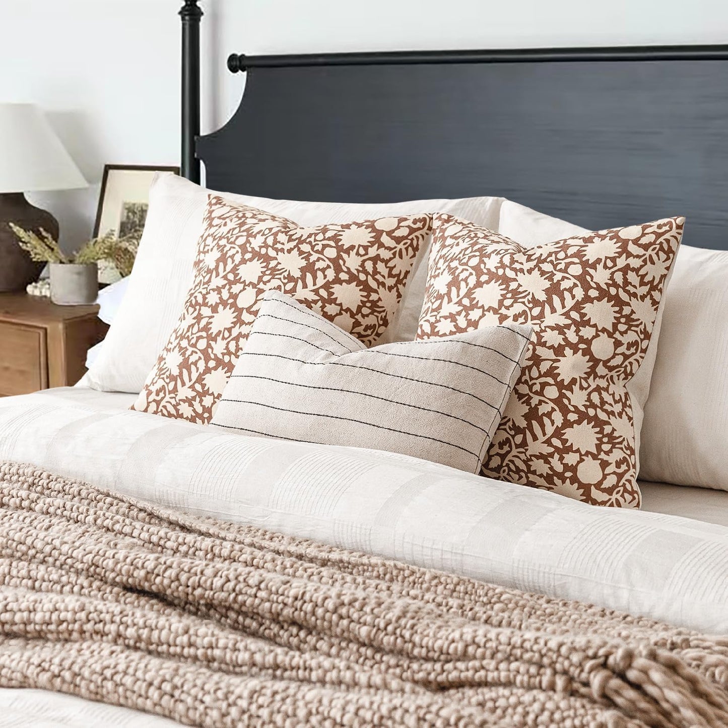 Foindtower Set of 2 Decorative Neutral Floral Throw Pillow Covers Accent Farmhouse Cushion Covers Boho Pillowcase for Couch Sofa Bedroom Living Room Home Decor Outdoor,22×22 Inch,Light Orange Brown