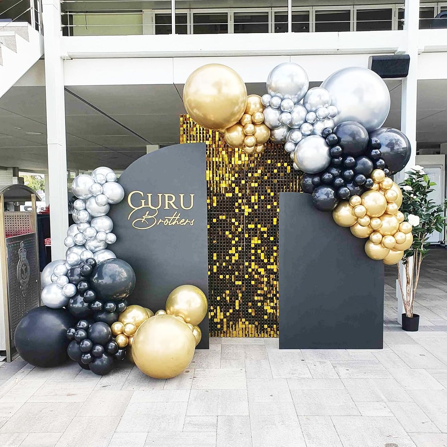 130pcs Metallic Silver Balloons Different Sizes 18" 12" 10" 5" Chrome Silver Balloon Garland Arch Kit for Graduation Birthday Baby Shower Wedding Anniversary New Year Party Decorations