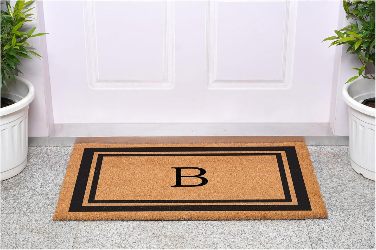 Calloway Mills 152962448 Black Border 24" x 48" Monogram Doormat (Letter B)