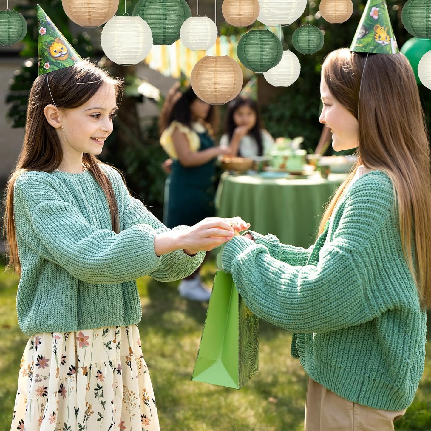 Green Round Chinese Paper Lanterns Decorative 15pcs Hanging Paper Lantern for Rustic Wedding Jungle Wonderland Themed Birthday Party Baby Shower