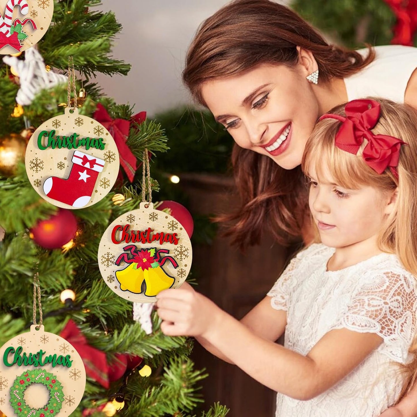 Personalized Christmas Ornaments 2025 with Family Names Custom Wooden Ornaments for Christmas Tree Personalized Christmas Ornament Gifts