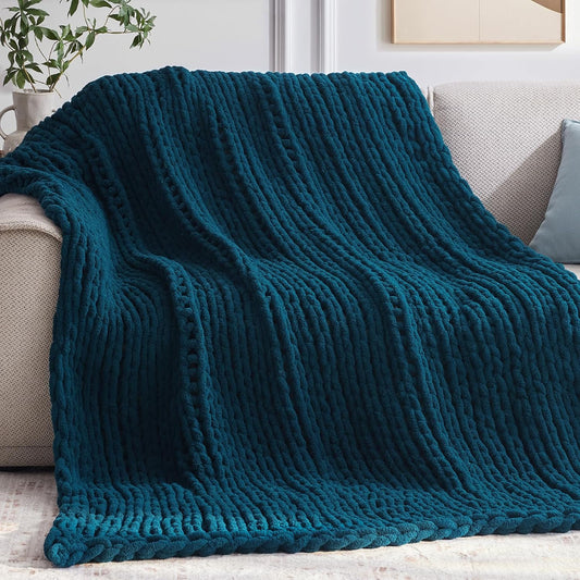 Chunky Knit Throw Blanket, 40''*50'' Knitted Throw Chenille Yarn for Bed Couch, Handmade Peacock Blue Crochet Big Thick Blanket, Machine Washable Cute Comfy Blanket for Home Decor