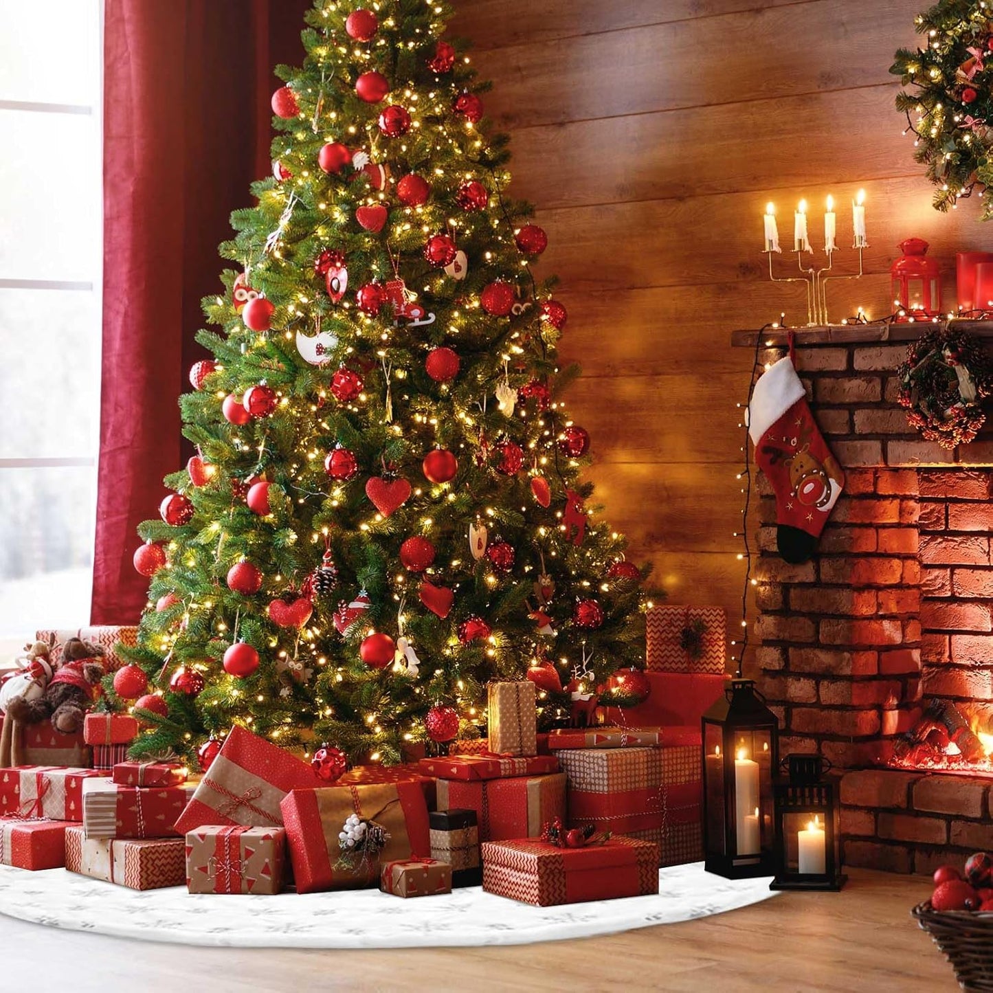 Christmas Tree Skirt, 48 Inch White Luxury Faux Fur & Silver Sequin Snowflakes, 4ft Xmas Tree Skirt for Holiday Tree Ornaments Christmas Party Home Decorations