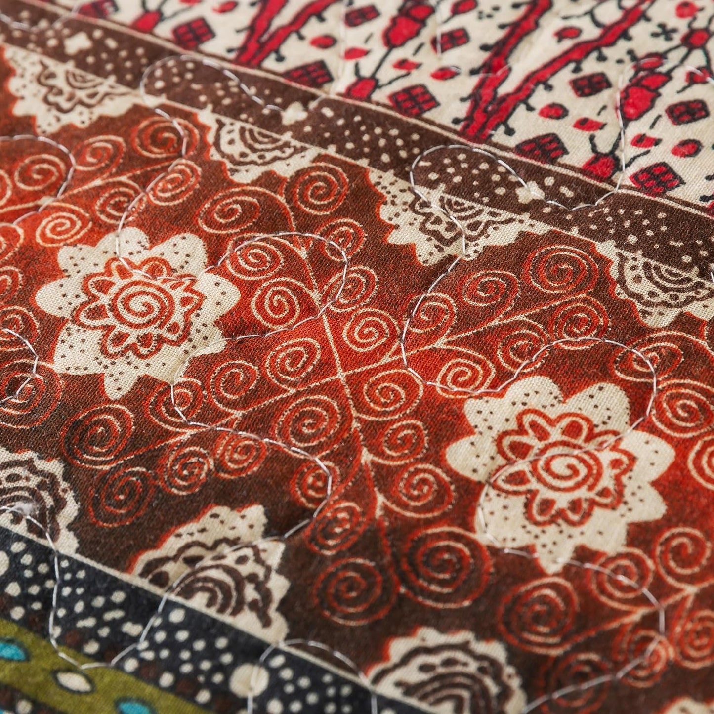 NEWLAKE Cotton Bedspread Quilt Sets - Reversible Patchwork Coverlet Set, Red Striped Jacquard Pattern, California King Size