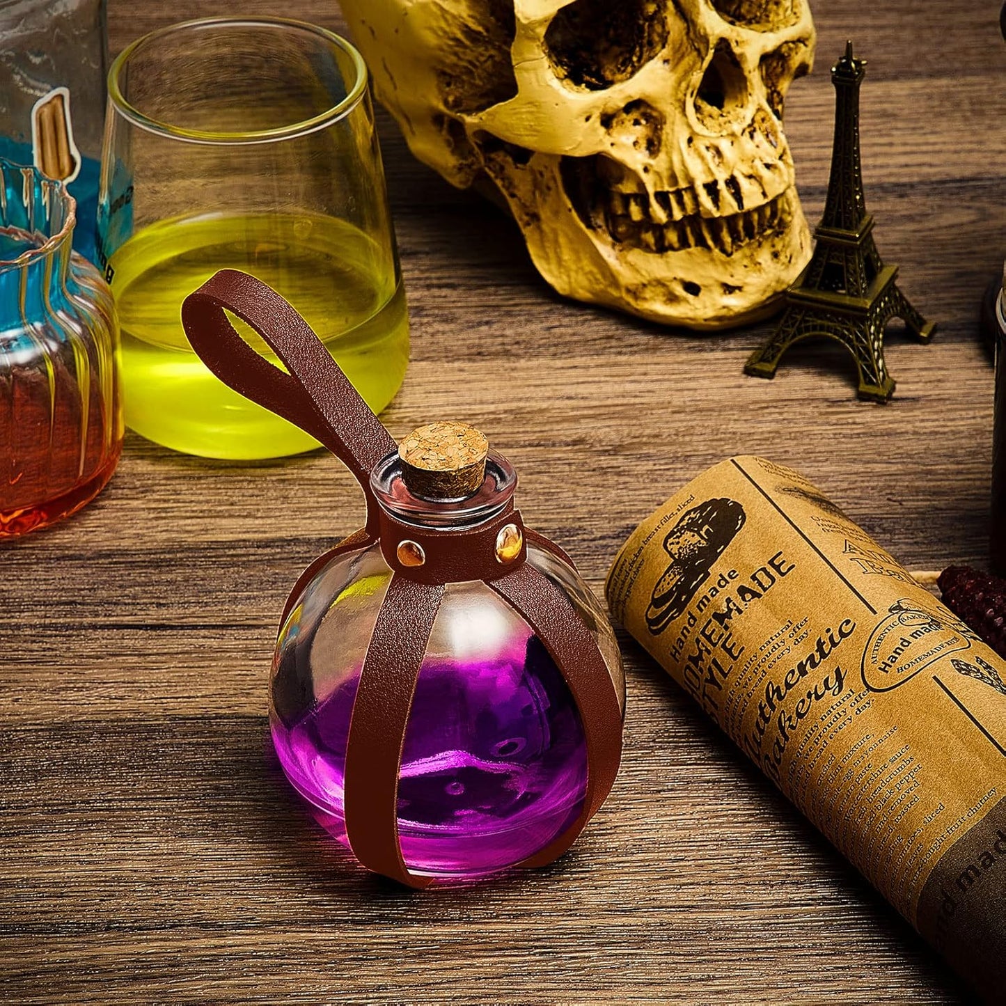 Patelai 2 Pcs Halloween Glass Potion Bottles with Belt Cork Renaissance Witch Costume Accessories Witch Props Potion Bottle for Halloween Party Decor Cosplay DIY Crafts Gift (Brown)