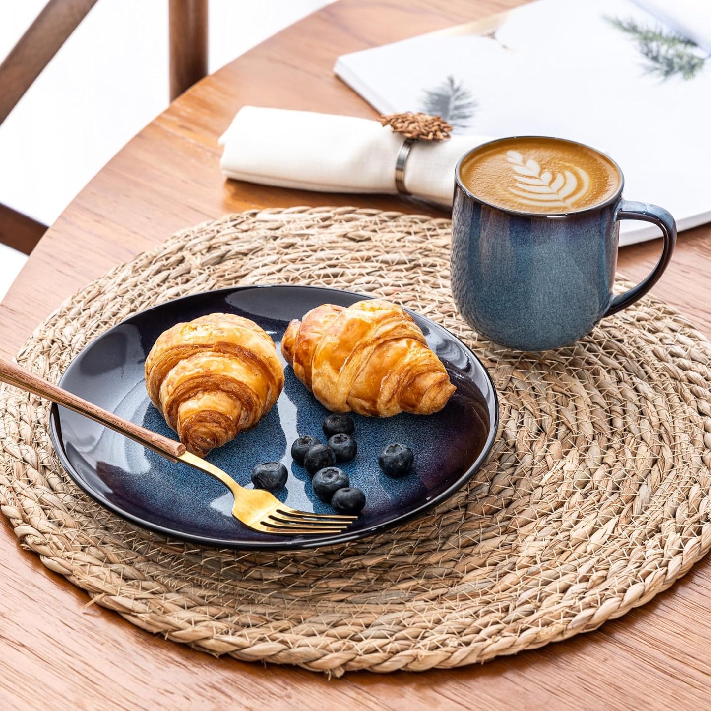 LERATIO Ceramic Dinnerware Sets for 4,16-Piece Reactive Glaze Plates and Bowls Set with Mugs,Highly Chip and Crack Resistant | Dishwasher,Microwave & Oven Safe Dishes set-Blue