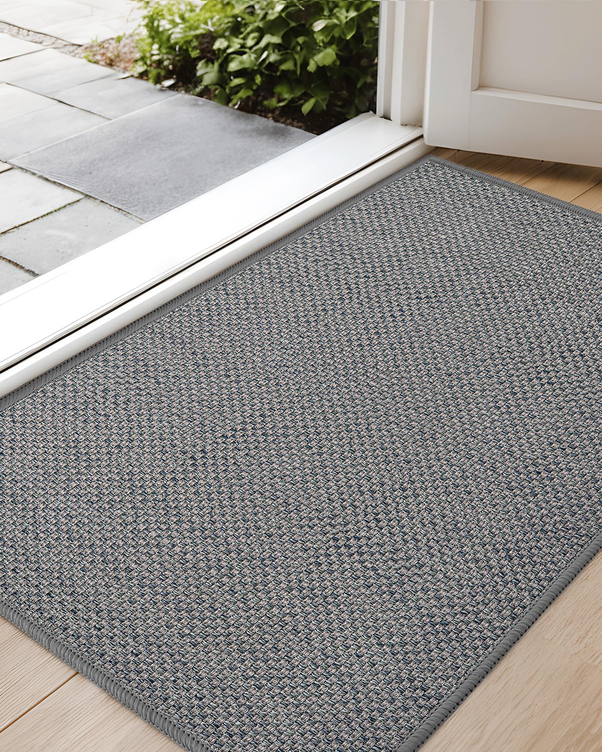 Color&Geometry Front Door Mat Indoor 21"x31", Rugs for Entryway, Non Slip Washable Low-Profile Inside, Entry Mat Entry Rug Door Mat Indoor Entrance, Light Grey (Fold)