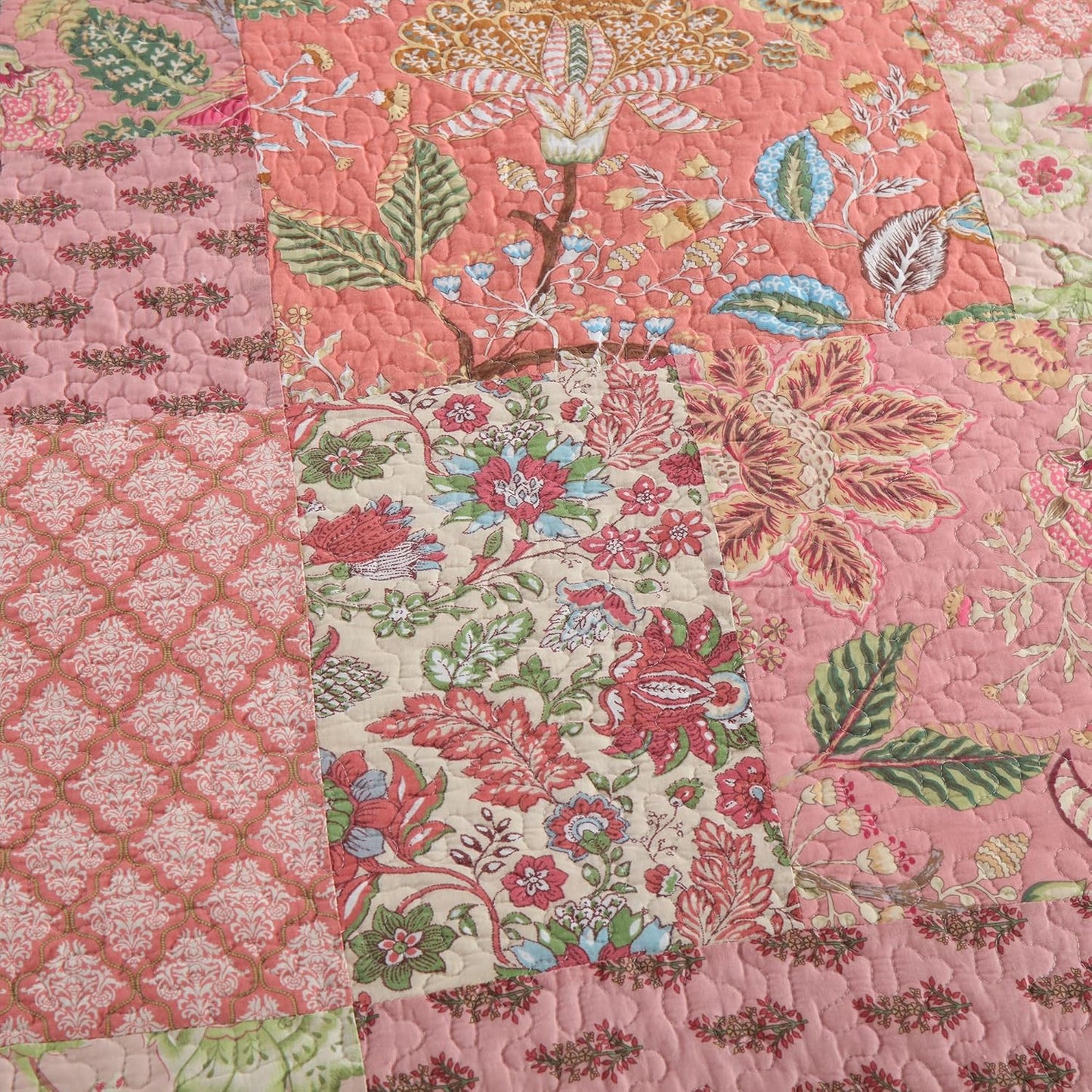 NEWLAKE Cotton Patchwork Bedspread, 3-Piece Bedding Quilt Set with Real Stitched Embroidery, Reversible Matelasse Bed Coverlet Set,Bohemian Floral,California King Size