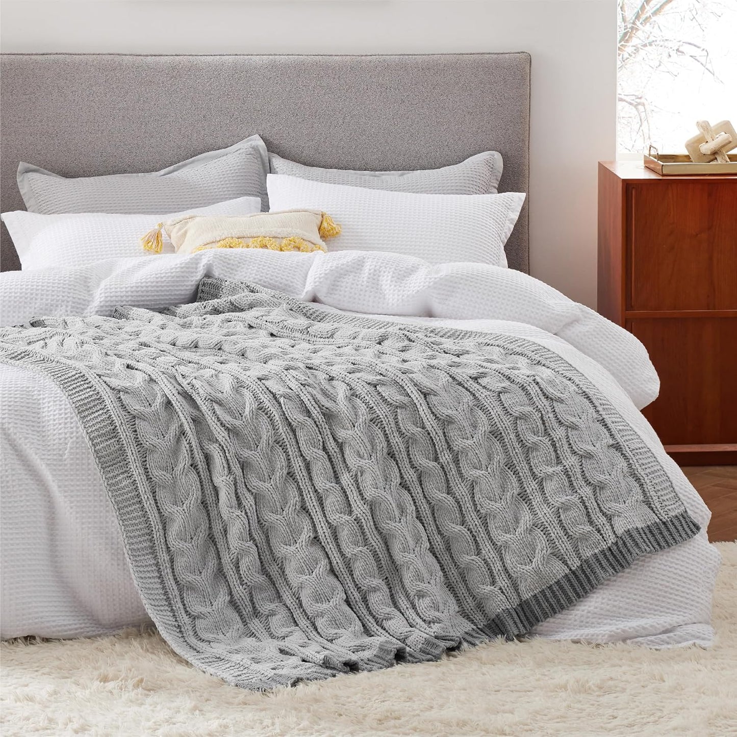 Bedsure Cable Knit Twin Blanket for Couch Bed - Breathable Chenille Chunky Knit Twin Blanket for Decorative Gift, GentleSoft Cozy and Warm for Winter and All Seasons, Grey, 60x80 Inches