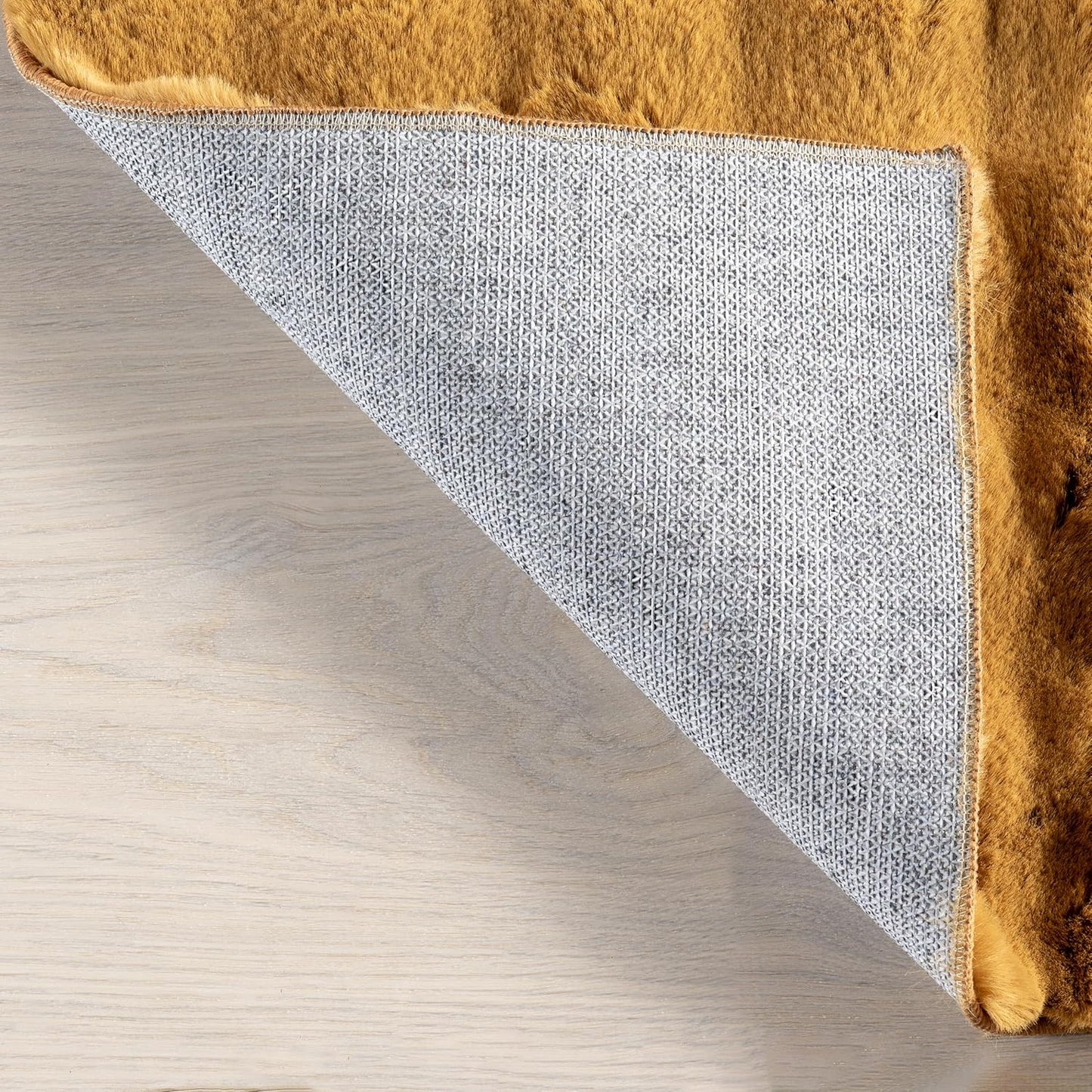 nuLOOM Jeni Checkered 5x8 Machine Washable Area Rug for Living Room Bedroom Dining Room Kitchen, Gold