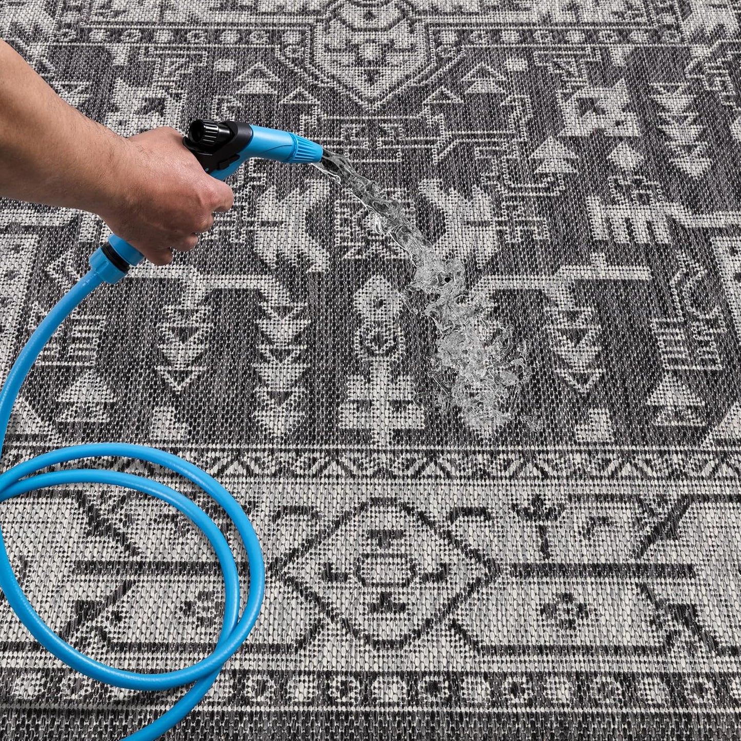 Keen Home Design Terrace Outdoor Round Rug - 8ft Round Washable Indoor/Outdoor Rug for Patio, Kitchen, Balcony, Beach, Garden, Deck and Porch, Size: 7'7" Round