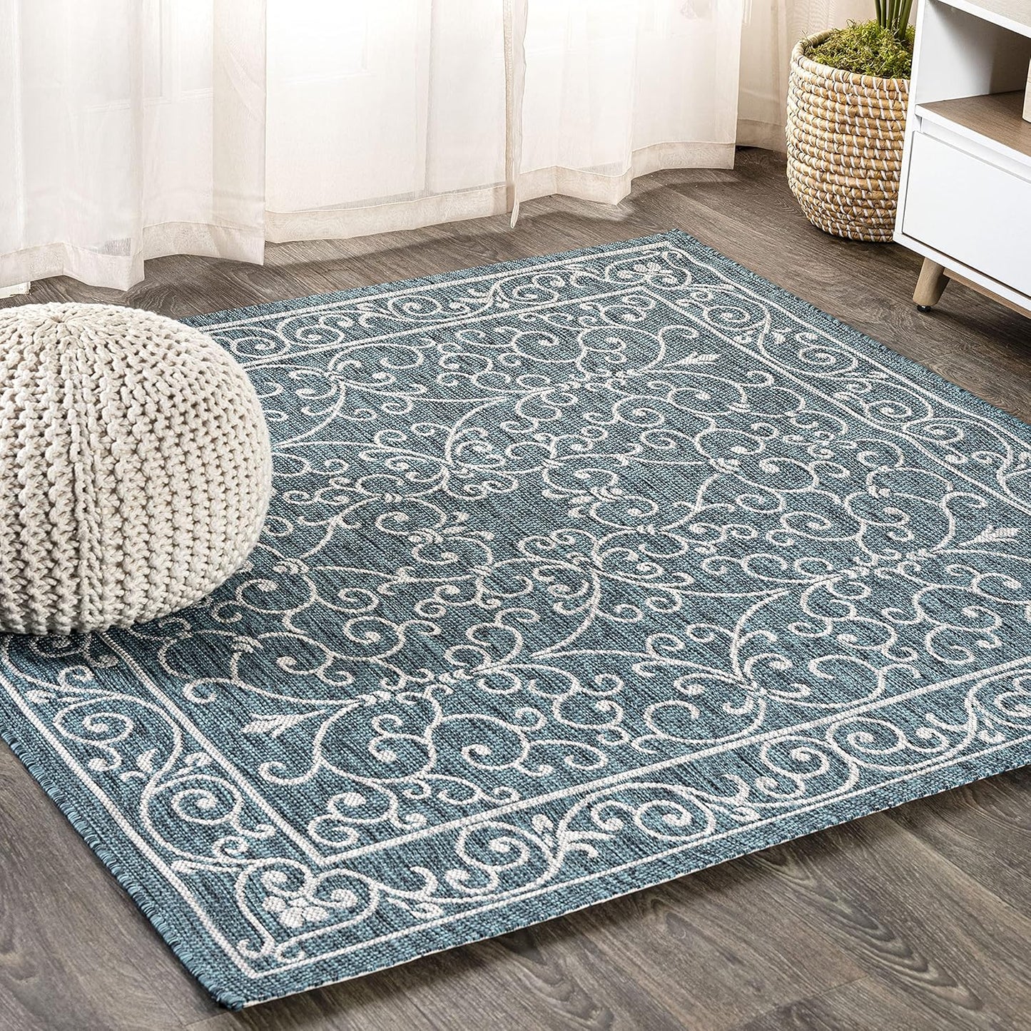 JONATHAN Y Vintage Filigree Indoor Outdoor Square Area Rug 8X8 Teal/Gray, Charleston Textured Weave for Backyard, Patio, Porch, Easy-Cleaning, High Traffic, Pet-Friendly, Non-Shedding (SMB106F-8SQ)